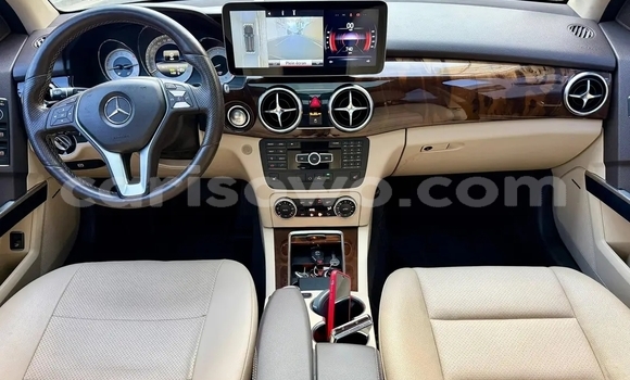 Acheter Occasion Voiture Mercedes-Benz GLK–Class Noir à Cotonou, Benin Acheter Occasion Voiture Mercedes-Benz GLK–Class Noir à Cotonou, Benin