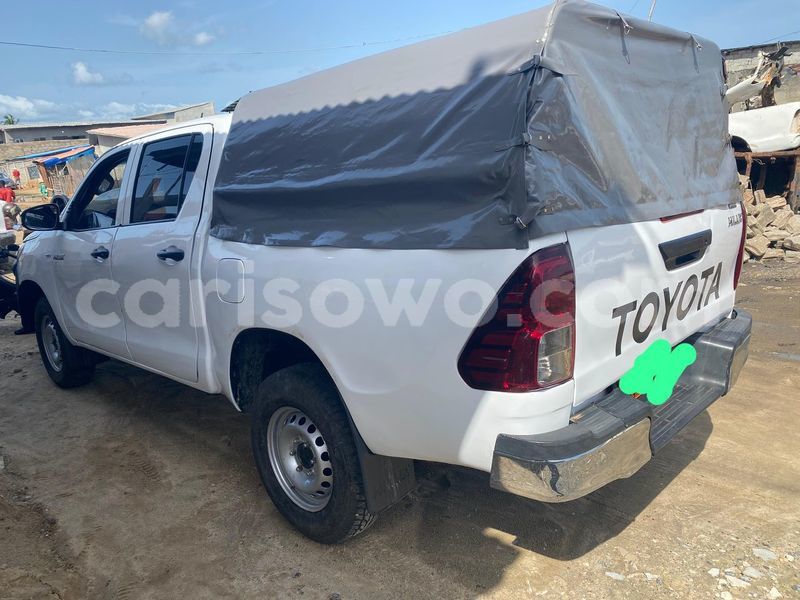 Big with watermark toyota hilux benin cotonou 24788