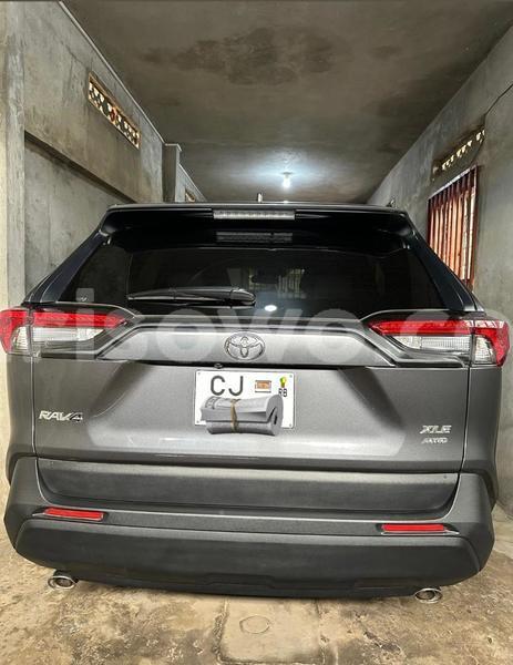 Big with watermark toyota rav4 benin cotonou 24789