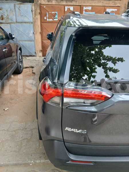 Big with watermark toyota rav4 benin cotonou 24789