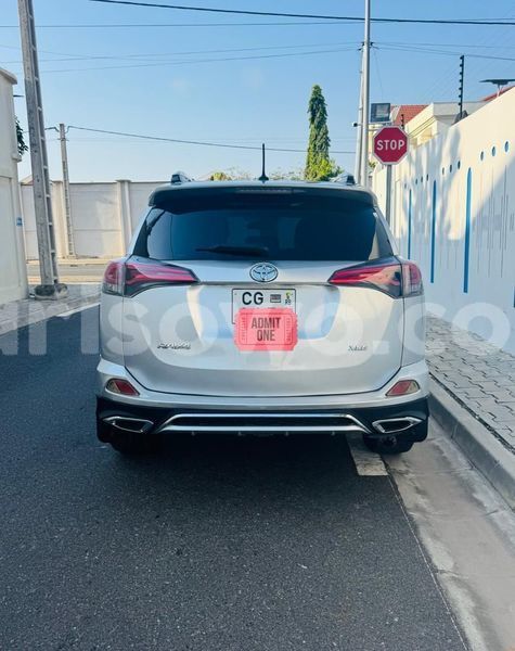 Big with watermark toyota rav4 benin cotonou 24791