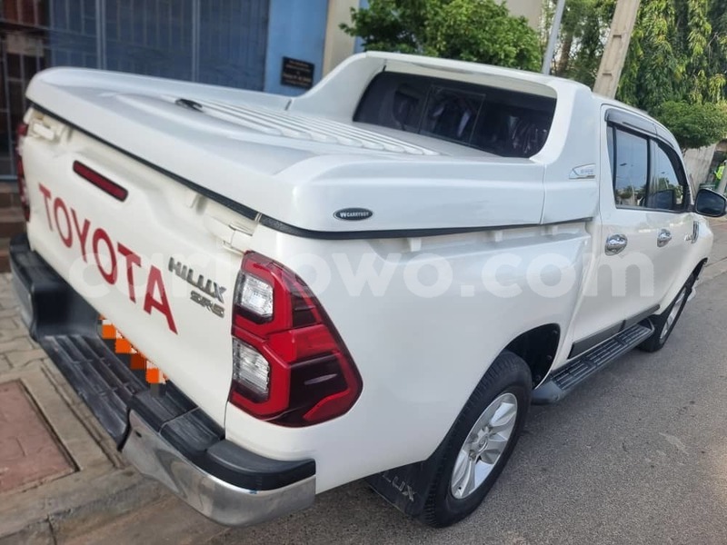 Big with watermark toyota hilux benin cotonou 24799