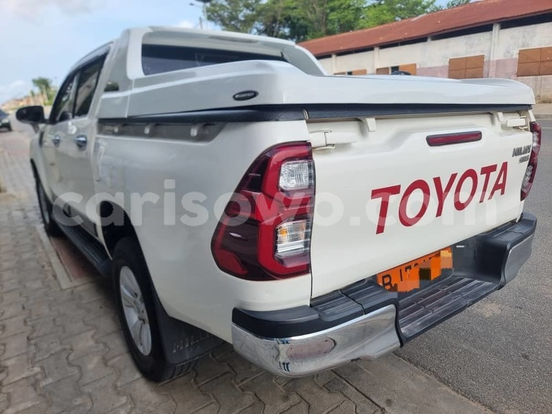Big with watermark toyota hilux benin cotonou 24799