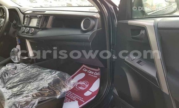 Acheter Import Voiture Toyota RAV4 Noir à Import - Dubai, Benin Acheter Import Voiture Toyota RAV4 Noir à Import - Dubai, Benin