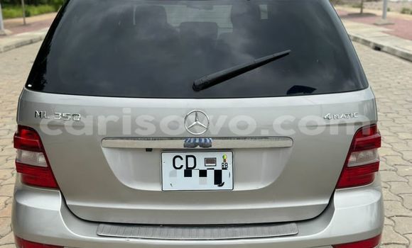 Acheter Occasion Voiture Mercedes-Benz ML–Class Gris à Cotonou, Benin