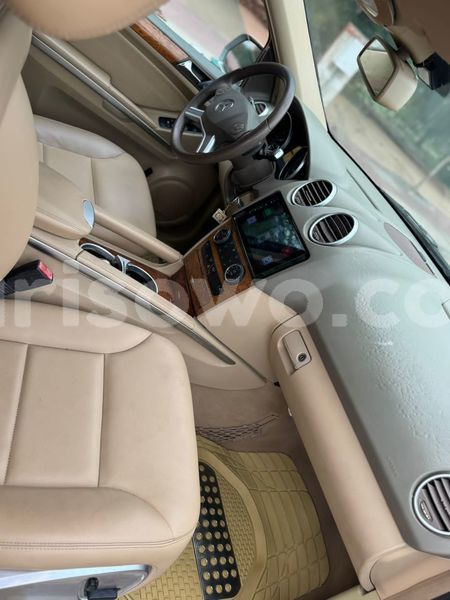 Big with watermark mercedes benz ml class benin cotonou 24805