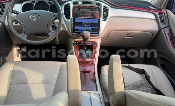Ra Àlòkù Toyota Highlander Brown Ọkọ̀ in Cotonou ni Benin Ra Àlòkù Toyota Highlander Brown Ọkọ̀ in Cotonou ni Benin