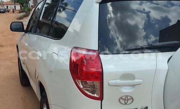 Acheter Occasion Voiture Toyota RAV4 Noir à Cotonou, Benin Acheter Occasion Voiture Toyota RAV4 Noir à Cotonou, Benin