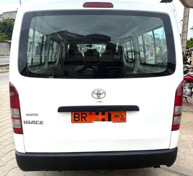 Big with watermark toyota hiace benin cotonou 24817
