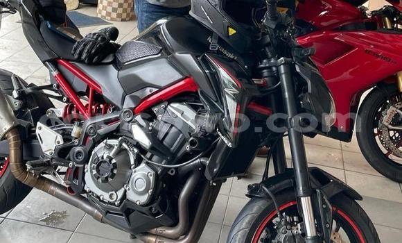Ra Àlòkù Kawasaki Z Black Mọto in Cotonou ni Benin Ra Àlòkù Kawasaki Z Black Mọto in Cotonou ni Benin