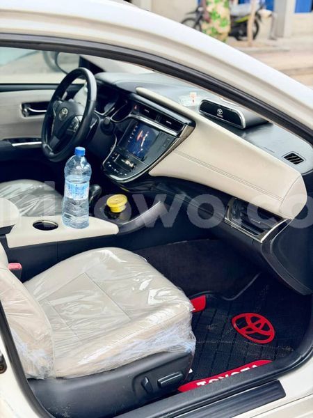 Big with watermark toyota avalon benin cotonou 24821