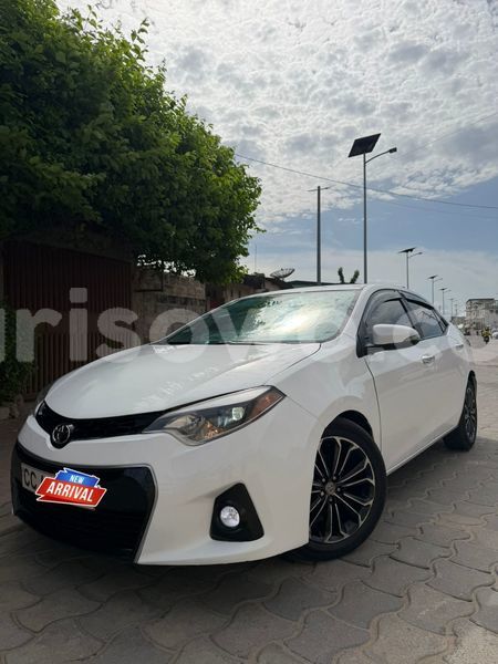 Big with watermark toyota corolla benin cotonou 24824