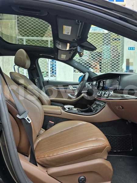 Big with watermark mercedes viano benin cotonou 24826