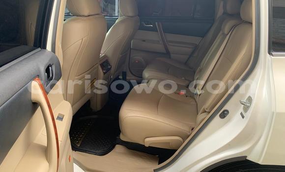 Acheter Occasion Voiture Toyota Highlander Gris à Cotonou, Benin Acheter Occasion Voiture Toyota Highlander Gris à Cotonou, Benin