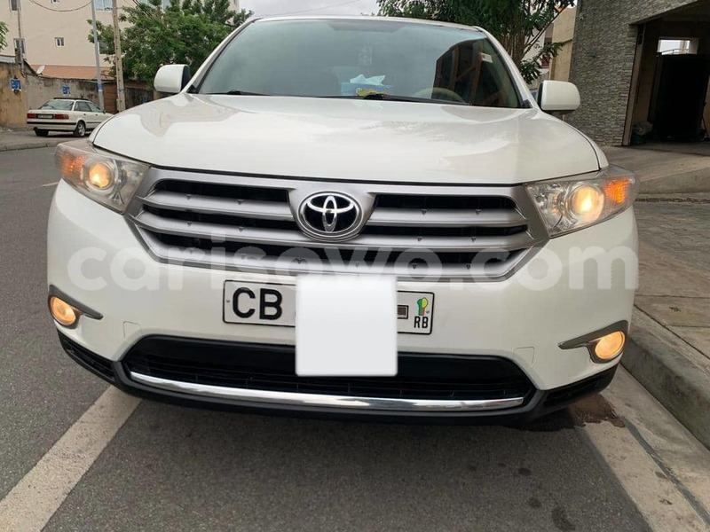 Big with watermark toyota highlander benin cotonou 24827