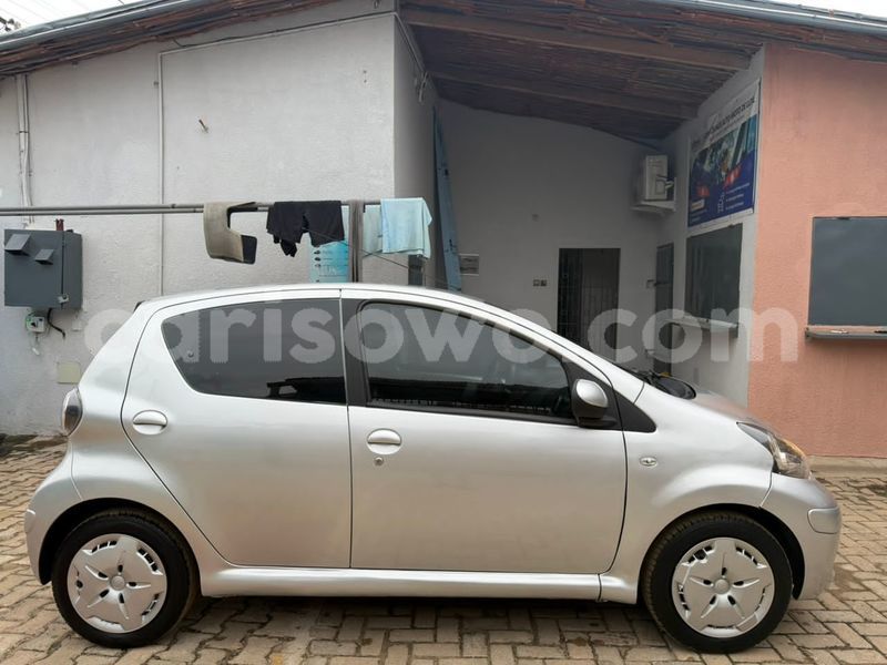 Big with watermark toyota aygo benin cotonou 24828