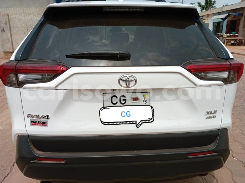 Big with watermark toyota rav4 benin cotonou 24838