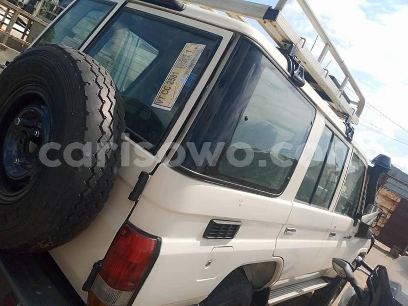 Big with watermark toyota land cruiser benin cotonou 24839