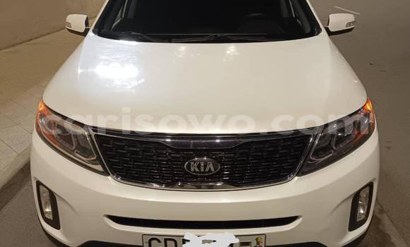 Acheter Occasion Voiture Kia Sorento Blanc à Cotonou, Benin Acheter Occasion Voiture Kia Sorento Blanc à Cotonou, Benin