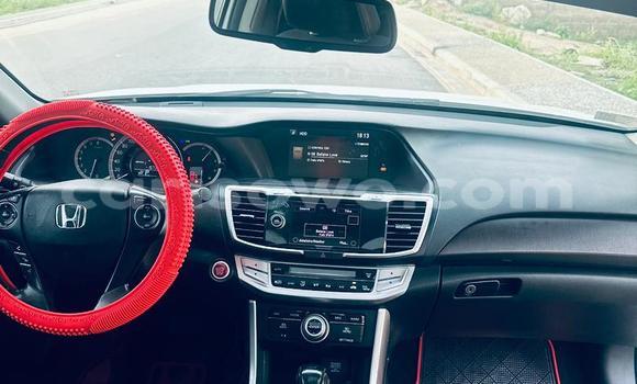 Buy Used Honda Accord White Car in Cotonou in Benign Buy Used Honda Accord White Car in Cotonou in Benign