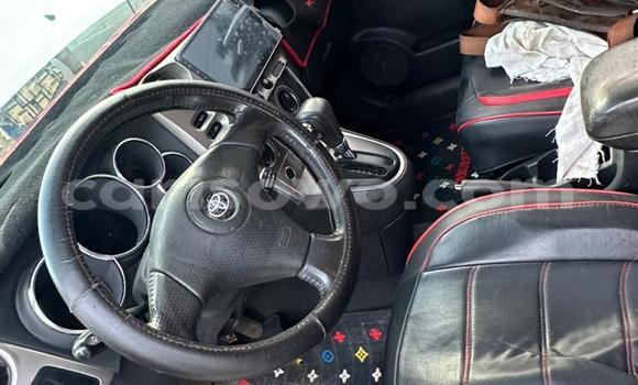 Ra Àlòkù Toyota Matrix funfun Ọkọ̀ in Cotonou ni Benin Ra Àlòkù Toyota Matrix funfun Ọkọ̀ in Cotonou ni Benin