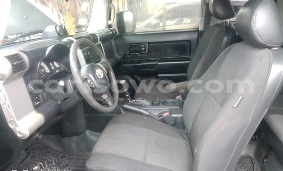 Ra Àlòkù Toyota FJ Cruiser Black Ọkọ̀ in Cotonou ni Benin Ra Àlòkù Toyota FJ Cruiser Black Ọkọ̀ in Cotonou ni Benin