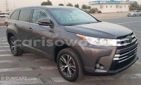 Ra Imported Toyota Highlander Miiran Ọkọ̀ in Import - Dubai ni Benin Ra Imported Toyota Highlander Miiran Ọkọ̀ in Import - Dubai ni Benin
