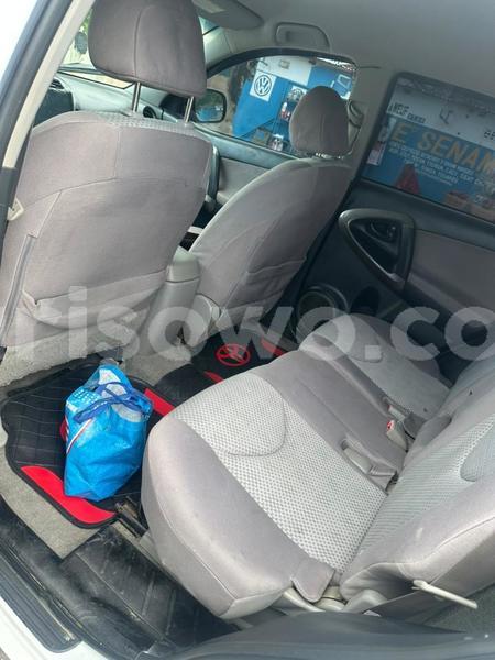 Big with watermark toyota rav4 benin cotonou 24852