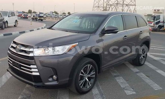 Ra Imported Toyota Highlander Miiran Ọkọ̀ in Import - Dubai ni Benin Ra Imported Toyota Highlander Miiran Ọkọ̀ in Import - Dubai ni Benin