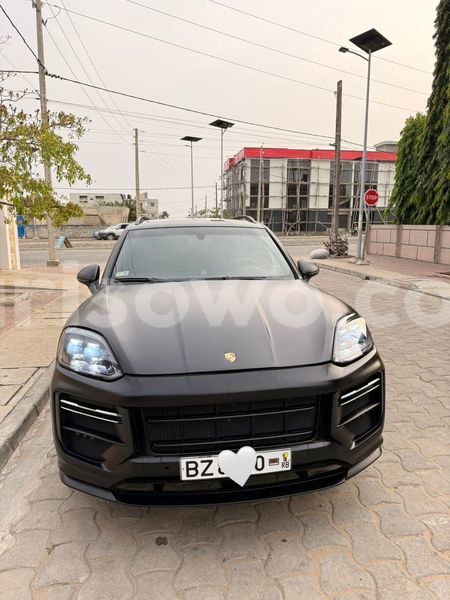 Big with watermark porsche cayenne benin cotonou 24859