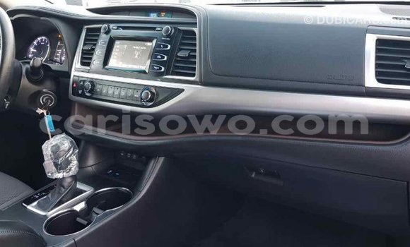 Ra Imported Toyota Highlander Miiran Ọkọ̀ in Import - Dubai ni Benin Ra Imported Toyota Highlander Miiran Ọkọ̀ in Import - Dubai ni Benin