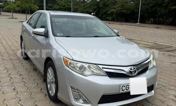 Acheter Occasion Voiture Toyota Camry Blanc à Cotonou, Benin Acheter Occasion Voiture Toyota Camry Blanc à Cotonou, Benin