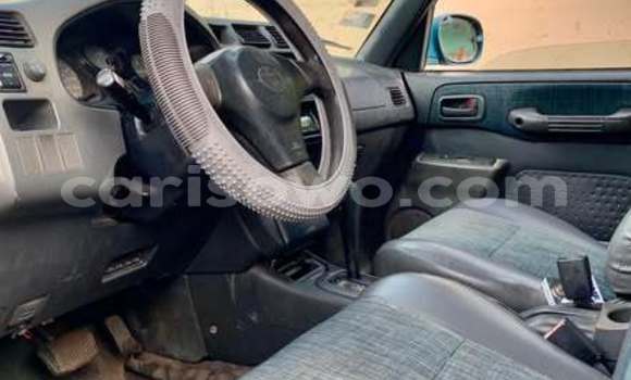 Sayi Na hannu Toyota RAV4 Sauran Mota in Cotonou a Benin Sayi Na hannu Toyota RAV4 Sauran Mota in Cotonou a Benin