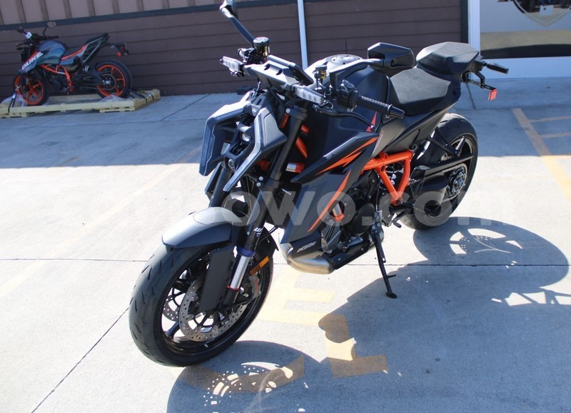 Big with watermark ktm superduke benin cotonou 24887
