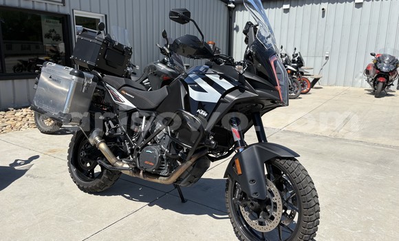 Acheter Occasion Moto KTM SuperDuke Rouge à Cotonou, Benin