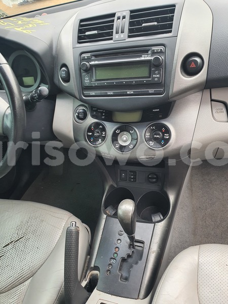 Big with watermark toyota rav4 benin cotonou 24895