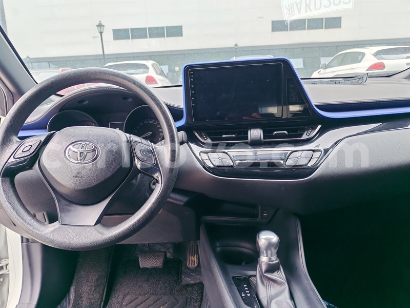 Big with watermark toyota c hr benin cotonou 24904