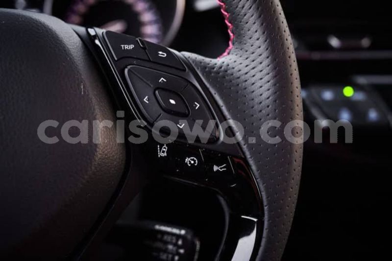 Big with watermark toyota c hr benin cotonou 24904