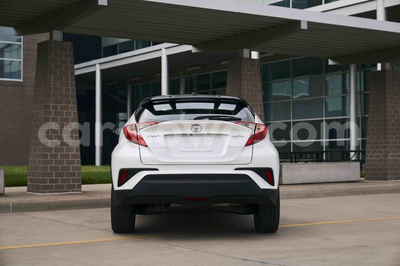 Big with watermark toyota c hr benin cotonou 24904