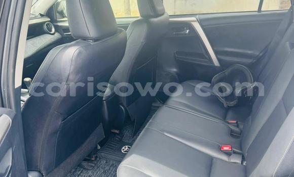 Sayi Na hannu Toyota RAV4 Sauran Mota in Cotonou a Benin Sayi Na hannu Toyota RAV4 Sauran Mota in Cotonou a Benin