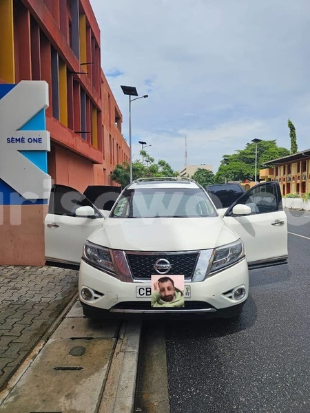 Big with watermark nissan pathfinder benin cotonou 24917