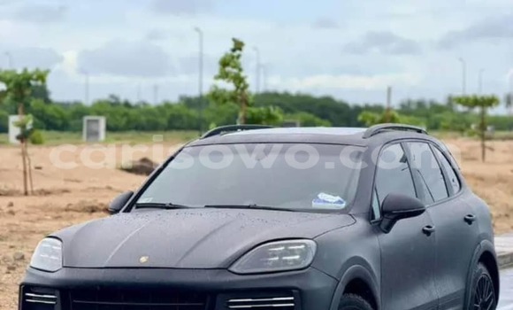 Acheter Occasion Voiture Porsche 718 Cayman Noir à Cotonou, Benin Acheter Occasion Voiture Porsche 718 Cayman Noir à Cotonou, Benin