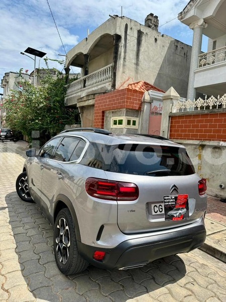 Big with watermark citroen evasion benin cotonou 24927