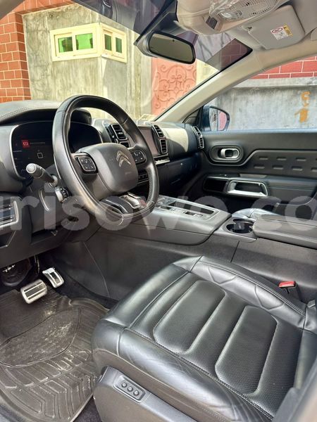 Big with watermark citroen evasion benin cotonou 24927