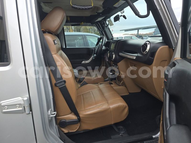 Big with watermark jeep wrangler benin cotonou 24934