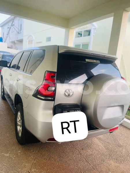 Big with watermark toyota prado benin cotonou 24936