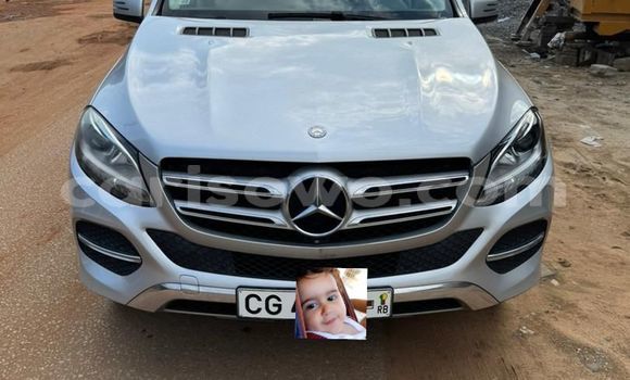 Sayi Na hannu Mercedes-Benz GLE Sauran Mota in Cotonou a Benin