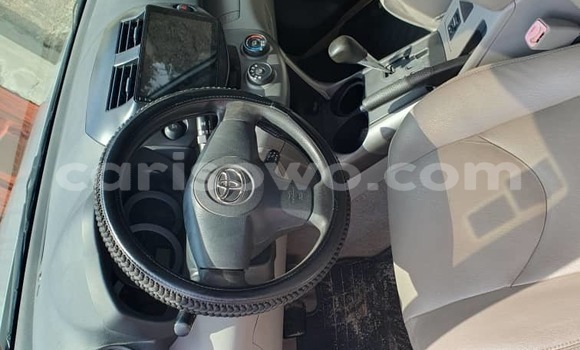 Acheter Occasion Voiture Toyota RAV4 Gris à Cotonou, Benin Acheter Occasion Voiture Toyota RAV4 Gris à Cotonou, Benin