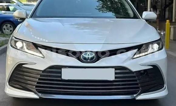 Acheter Occasion Voiture Toyota Camry Blanc à Cotonou, Benin