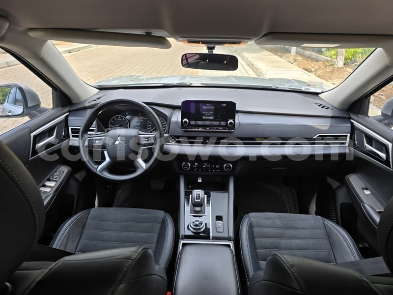 Big with watermark mitsubishi outlander benin cotonou 24964